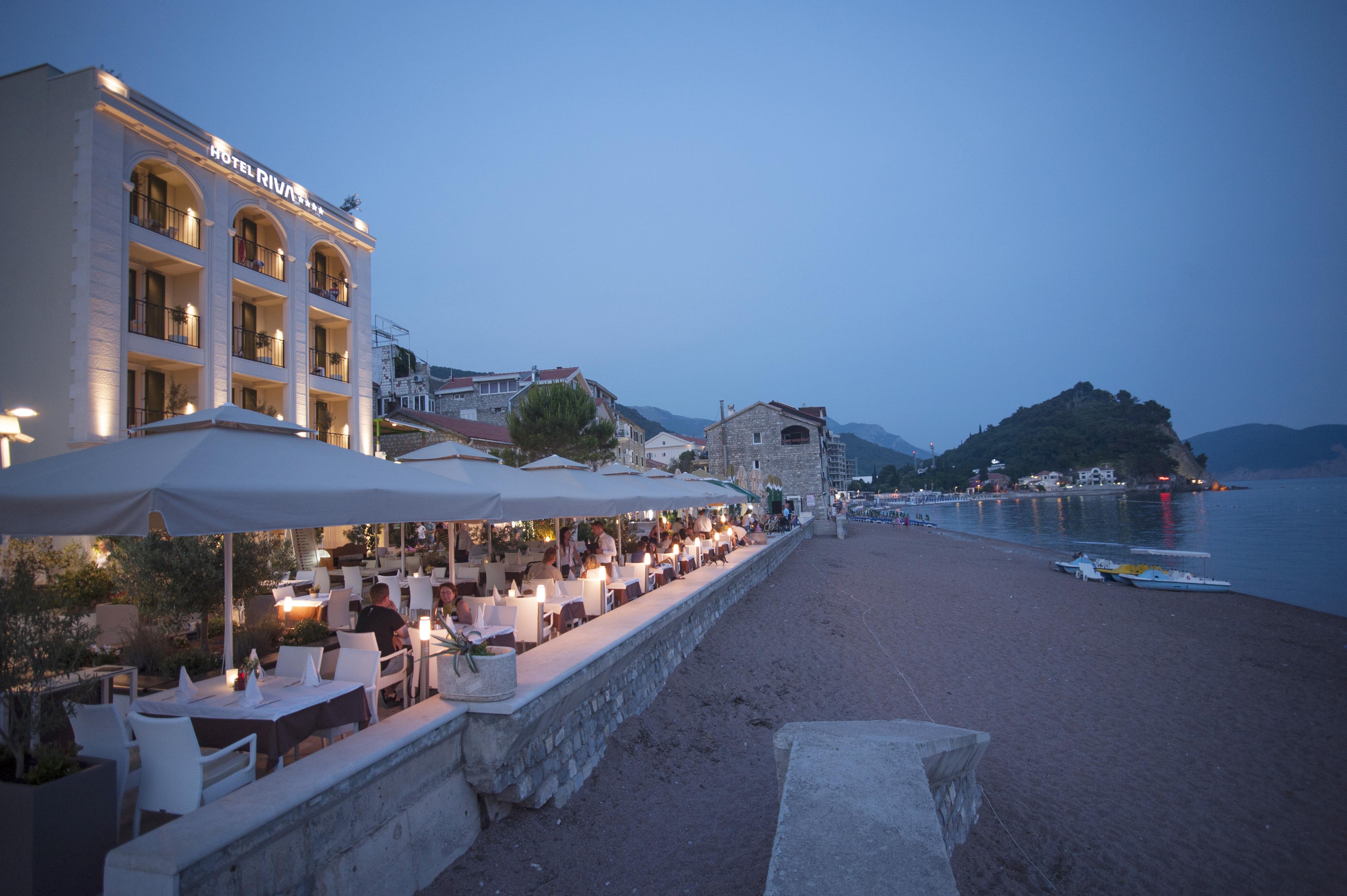 Hotel Riva By Aycon Petrovac Exterior photo